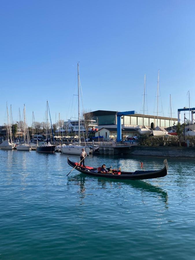 Garda Art&Lake Peschiera del Garda Eksteriør bilde